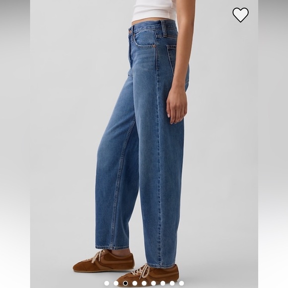 GAP Barrel High Rise Blue Jeans - Picture 6 of 7